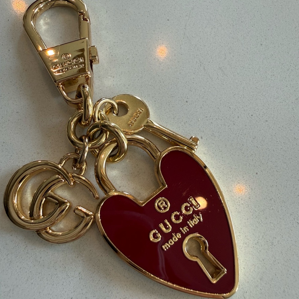 Gucci Red Heart Padlock Keyring with Gold Hardware